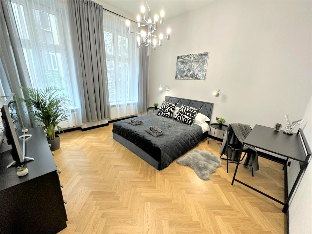 Luxury 100M2 Loft Design-Apartment At Wawel + Netflix Krakow Bagian luar foto