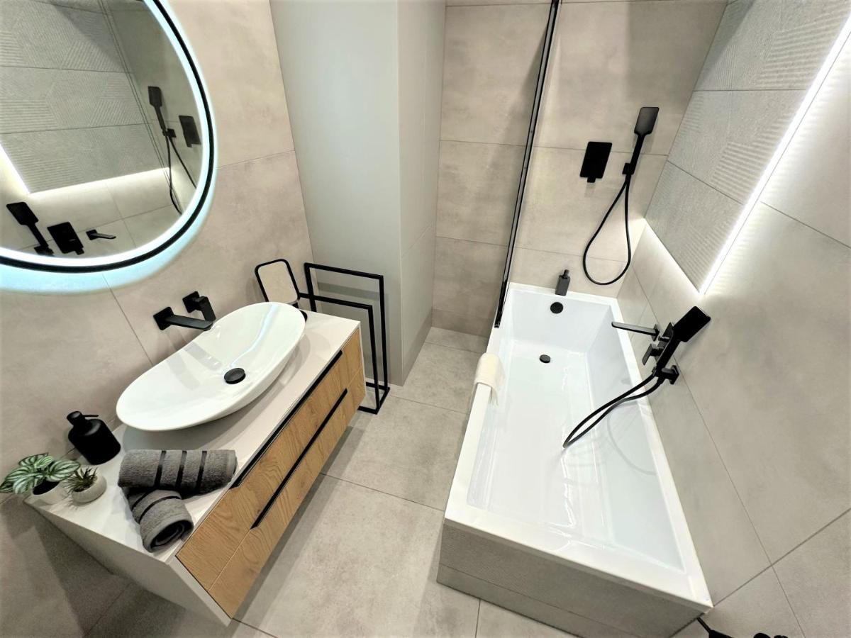 Luxury 100M2 Loft Design-Apartment At Wawel + Netflix Krakow Bagian luar foto
